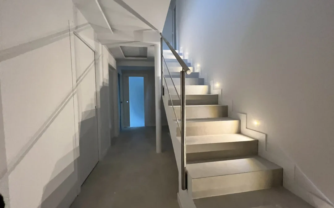Iluminación de escaleras: seguridad, estilo y ahorro energético